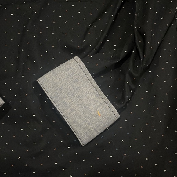 Craft and Flow Mens dotted shirt - Picture 4 of 5